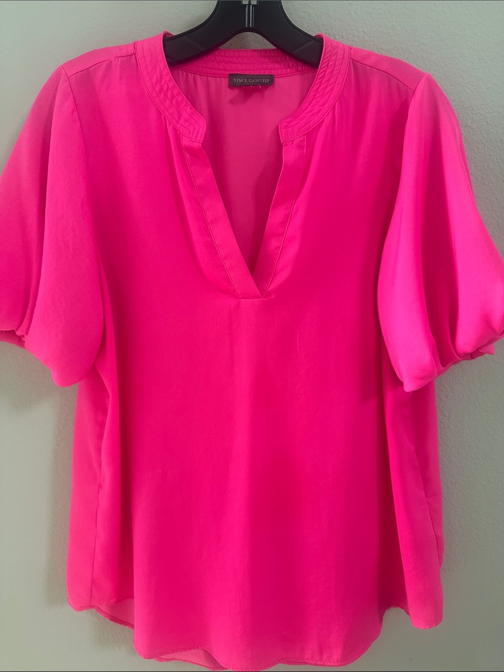 Vince Camuto Hammered Satin Puff Sleeve Top